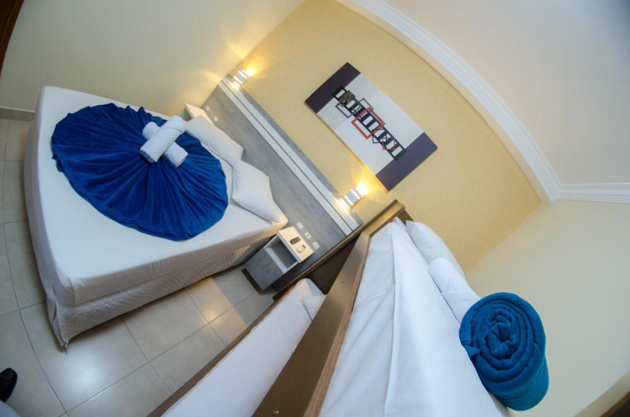Villarejo Parque Hotel Пеня Екстериор снимка